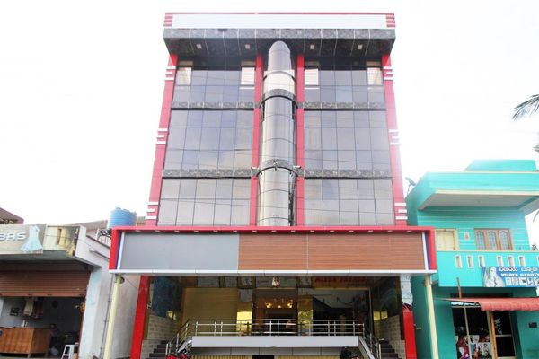 Hotel RR Residency