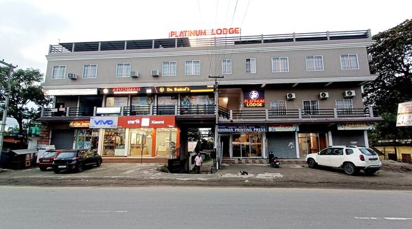 Platinum Lodge